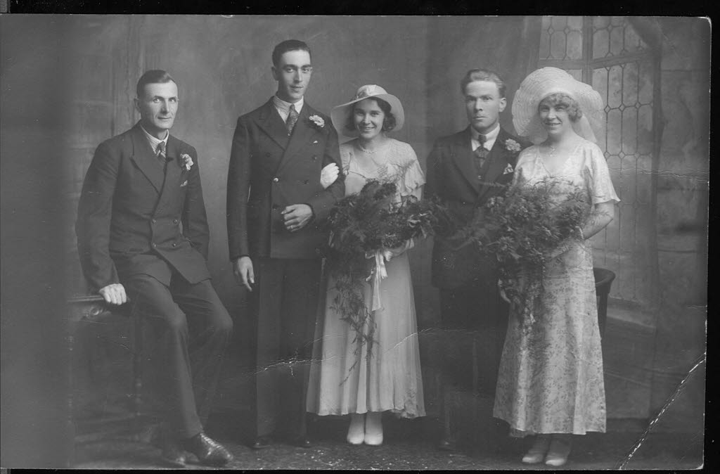 The Wedding of William James Fielder and Olive Rose Bowen (22 Sep 1934)